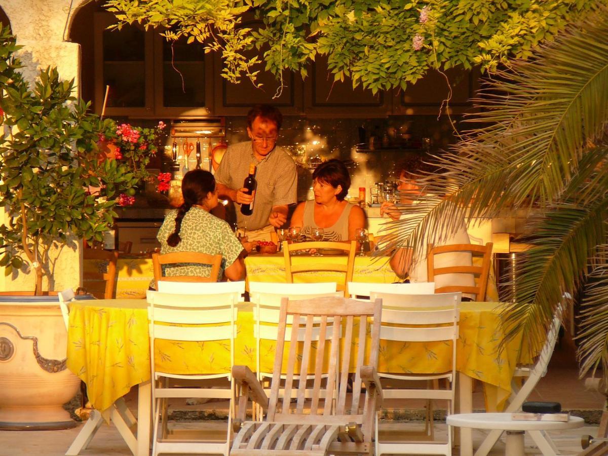 Santolines En Provence Bed & Breakfast Piolenc Exterior photo