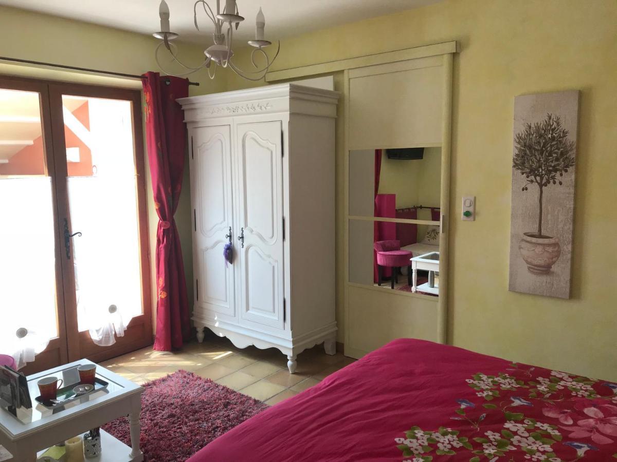 Santolines En Provence Bed & Breakfast Piolenc Exterior photo